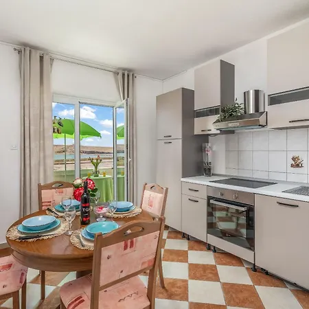 Don Apartamento Dinjiška